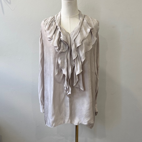 NWT Lanvin Collection Couture Elegant Ruffled Blouse in Soft Pearl - Size 2-4 - Picture 1 of 16